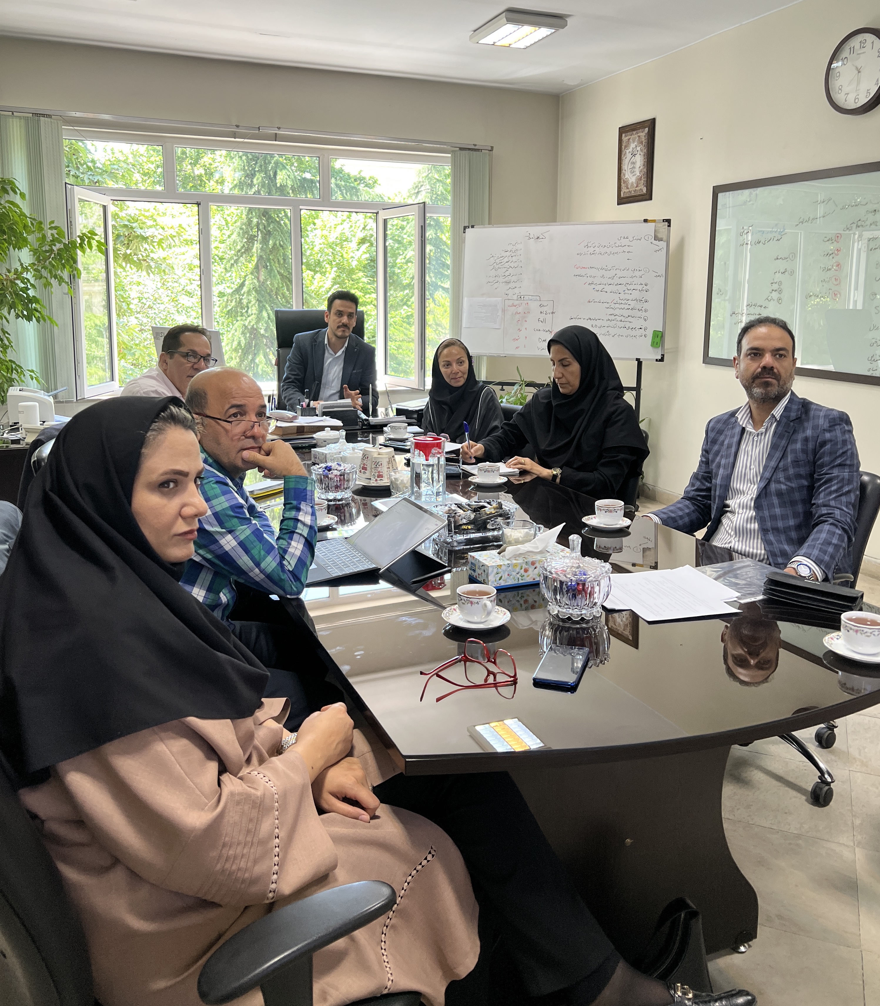 بررسی پروپوزال با عنوان